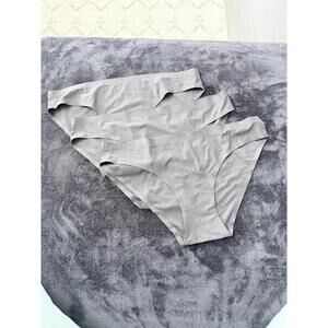 New Without Tags Women’s No Show Cheeky Bikini Underwear – Size Medium – 3 Pack